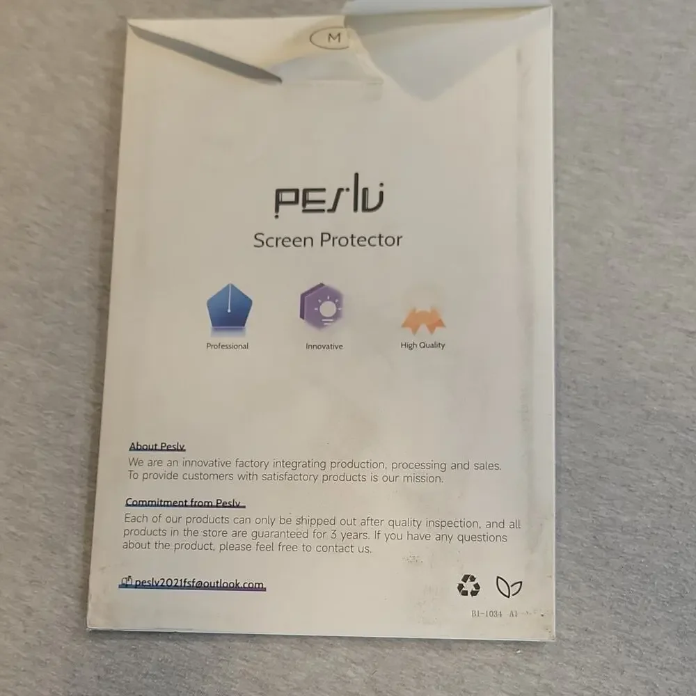 Peslú Magnetic Privacy Screen Protector 12.9 in Matte Anti-Glare Privacy Clear